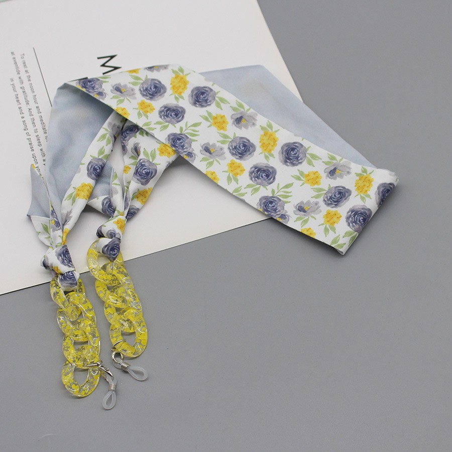Bohemia Print Silk Scarf Glass - Mask Chain Holder recension och pris