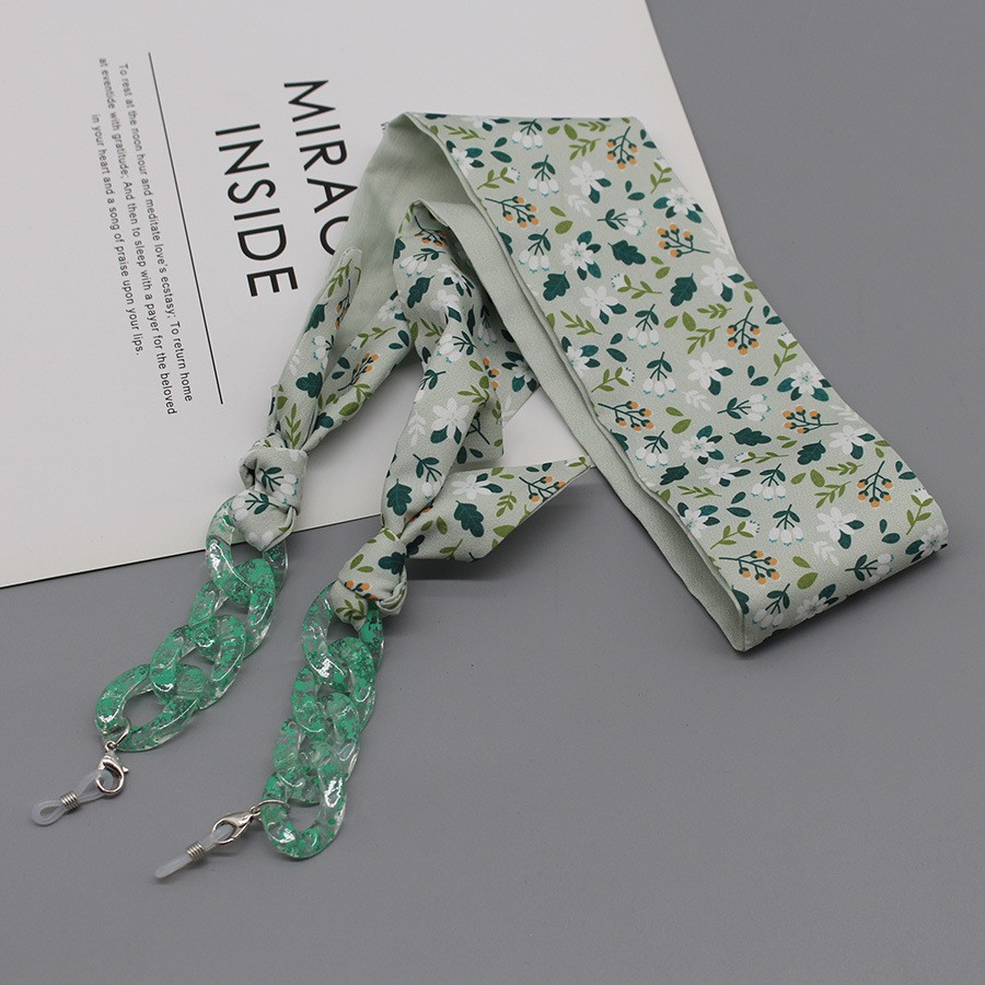 Bohemia Print Silk Scarf Glass - Mask Chain Holder recension och pris